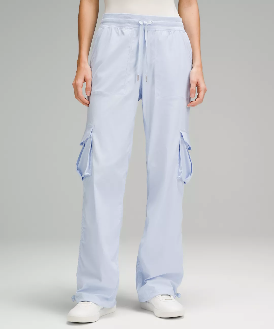 Dance Studio Relaxed-Fit Mid-Rise Cargo Pant