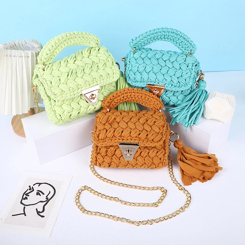 Women's Small Polyester Solid Color Streetwear Tassel Square Lock Clasp Shoulder Bag Handbag Crossbody Bag