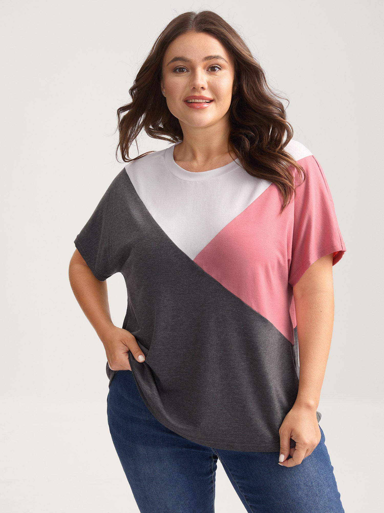 Color Block Round Neck T-Shirt