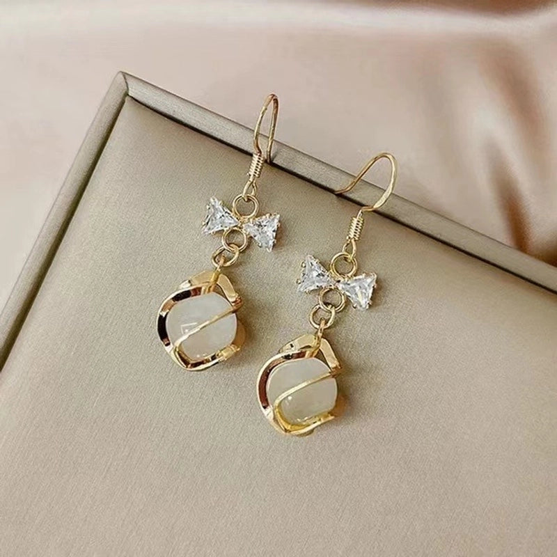 1 Pair Fashion Flower Butterfly Bow Knot Inlay Alloy Artificial Pearls Rhinestones Shell Earrings