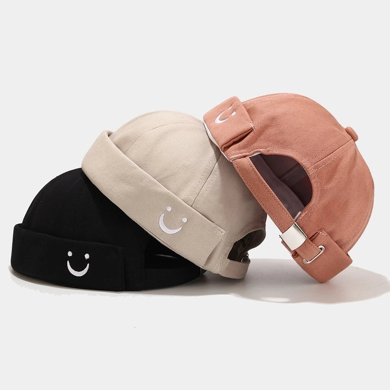 Unisex Minimalist Smile Face Embroidery Eaveless Beanie Hat