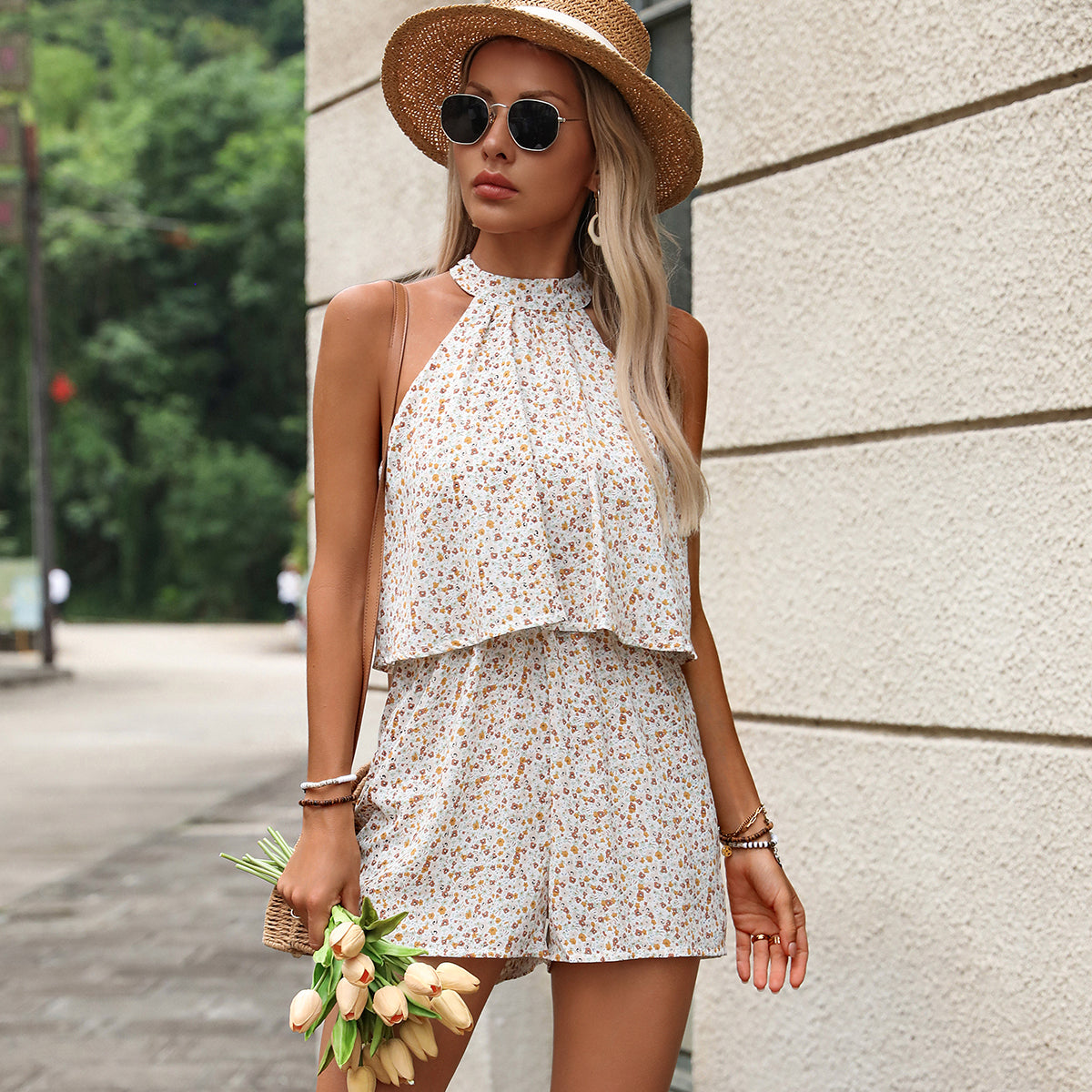 Floral Print Halter Neck Casual Rompers