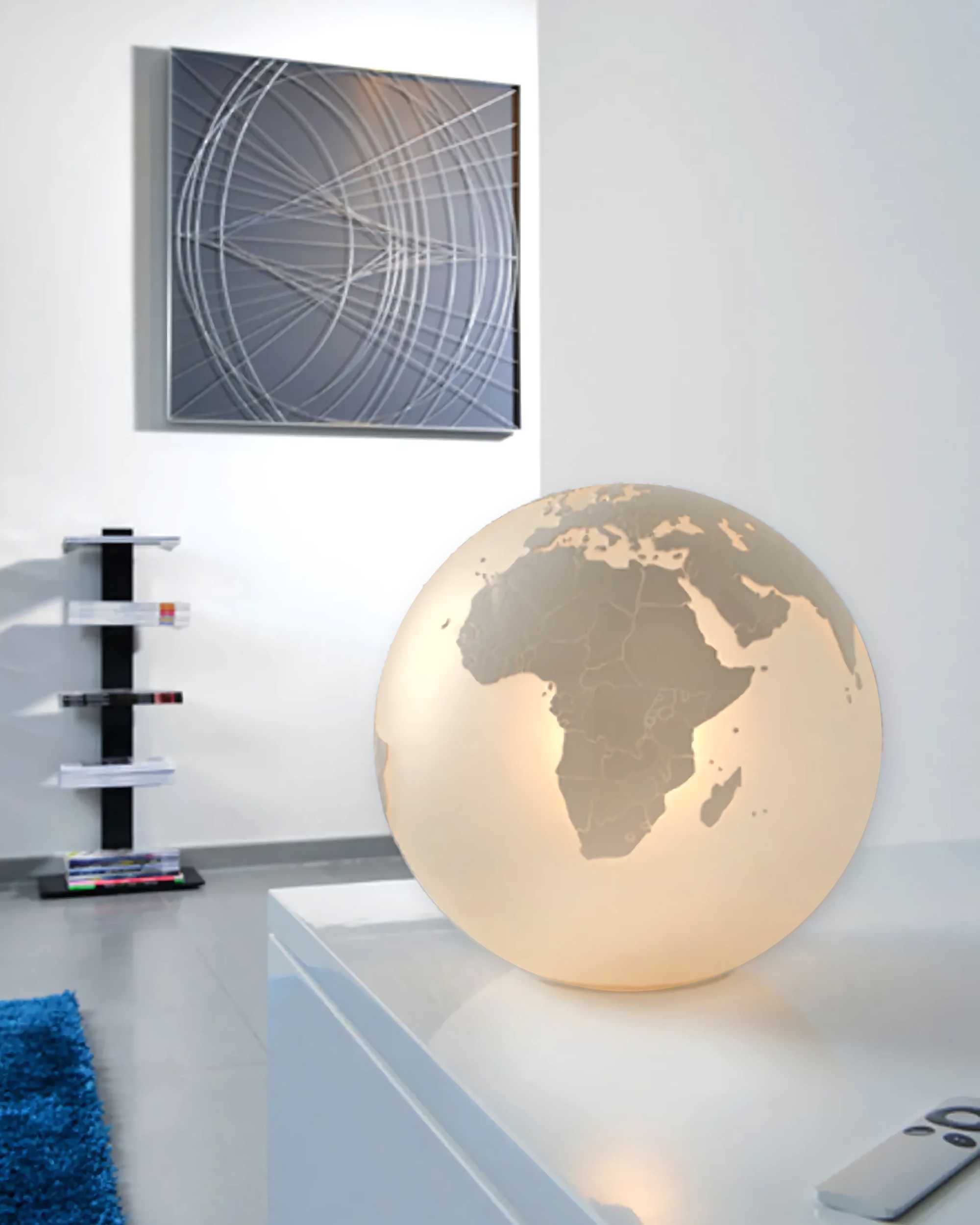 Earth table lamp