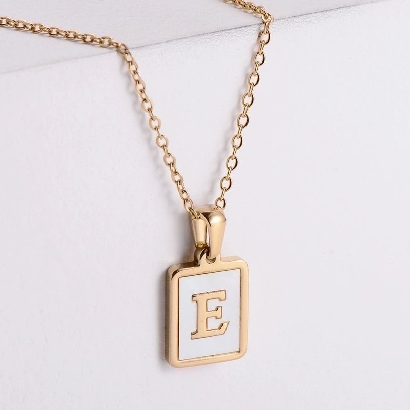 304 Stainless Steel 18K Gold Plated Minimalist Plating Letter Shell Pendant Necklace