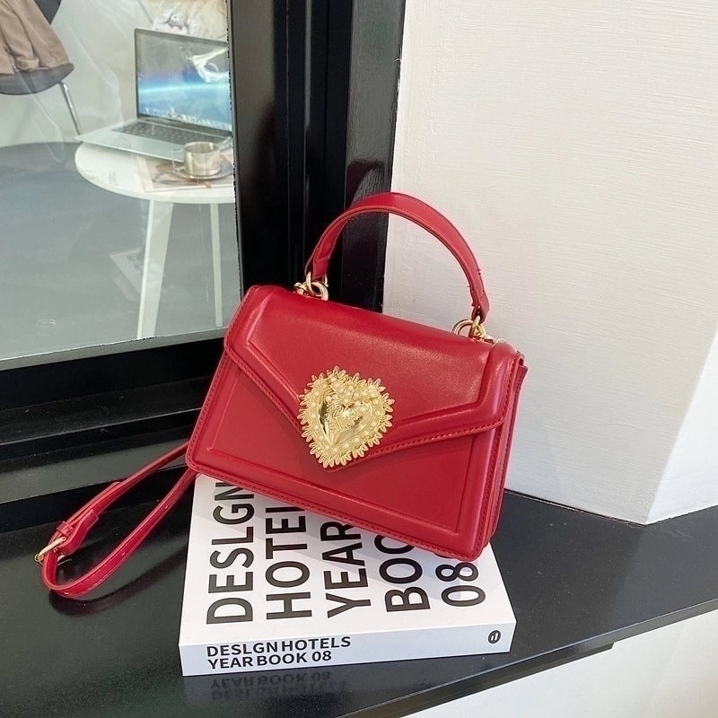 Women's Small All Seasons Pu Leather Solid Color Classic Style Square Magnetic Buckle Handbag