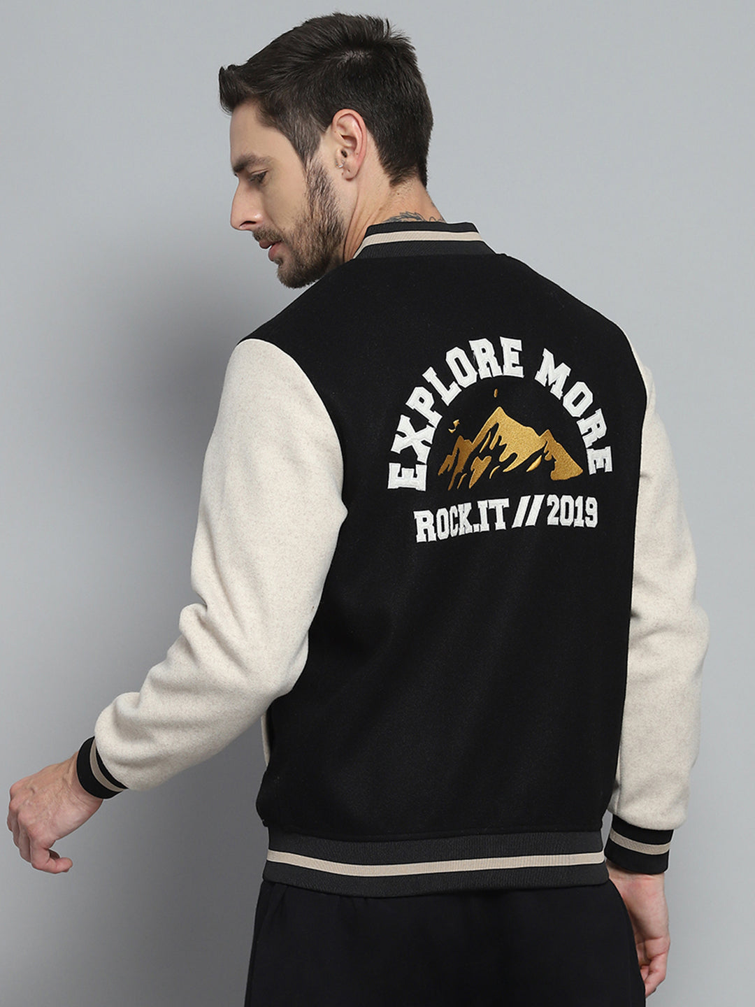 Men Black Printed Band Collar Full Sleeve Sweatshirt