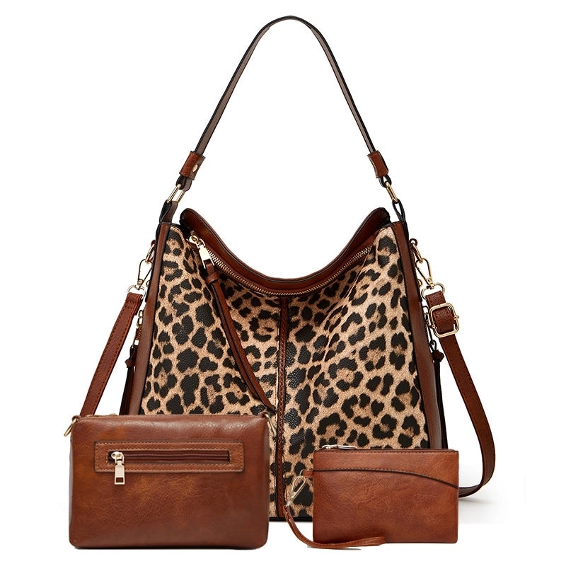 Women's All Seasons Pu Leather Leopard Streetwear Square Zipper Shoulder Bag