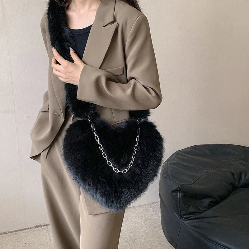 Women's Plush Solid Color Cute Heart-shaped Zipper Crossbody Bag