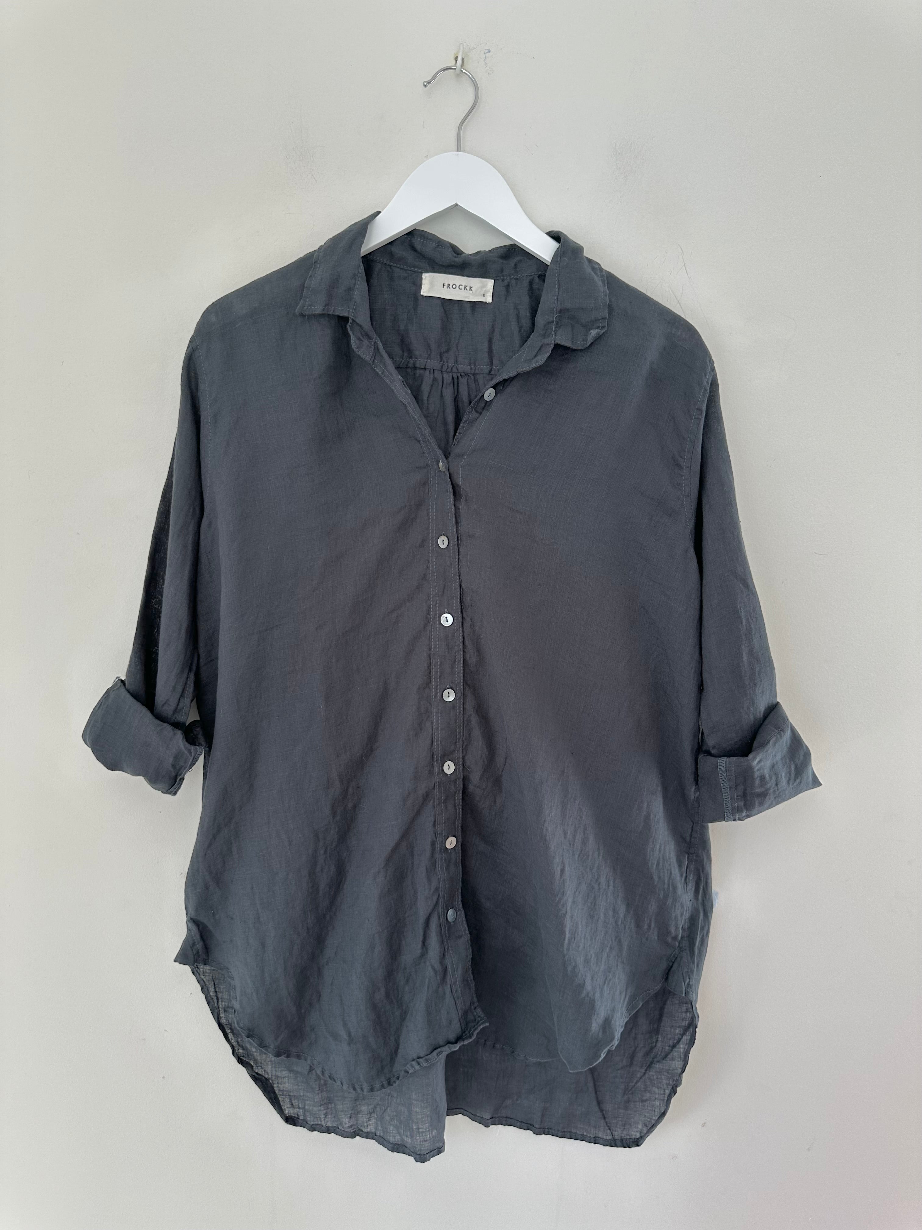 skyla shirt - charcoal linen