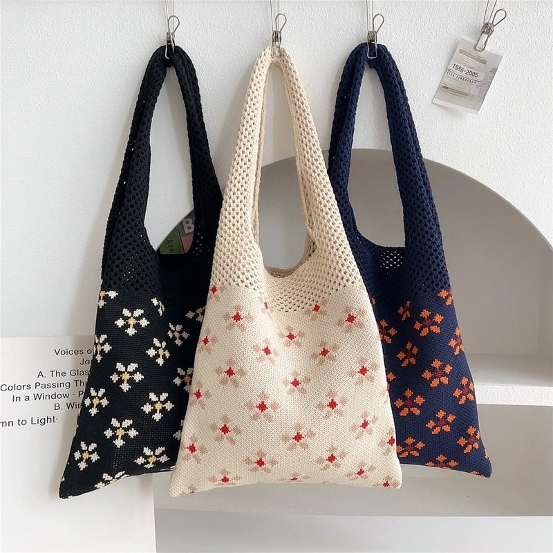 Women's Medium Knit Flower Basic Classic Style Square Open Shoulder Bag