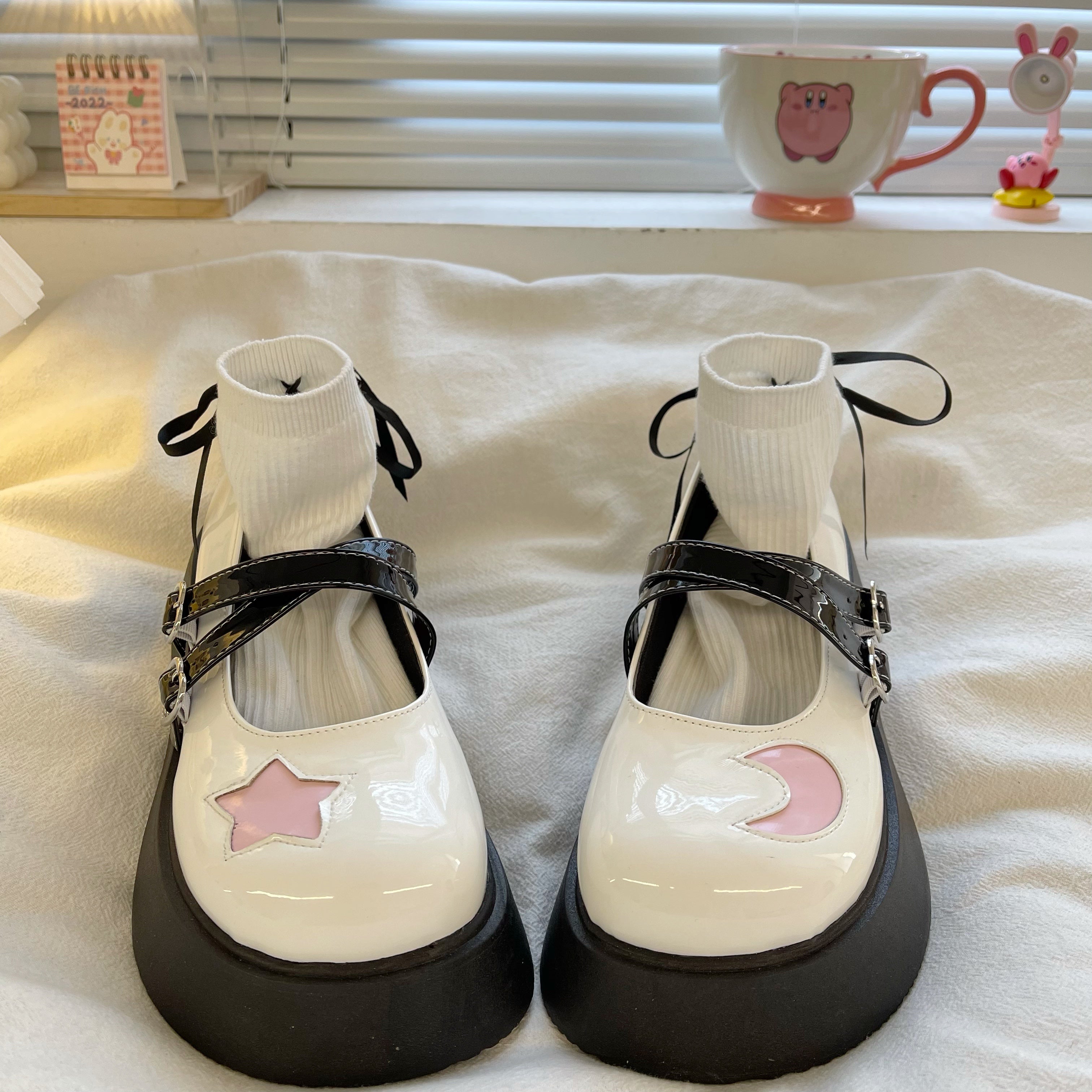 white jk leather shoes