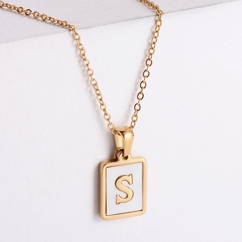 304 Stainless Steel 18K Gold Plated Minimalist Plating Letter Shell Pendant Necklace