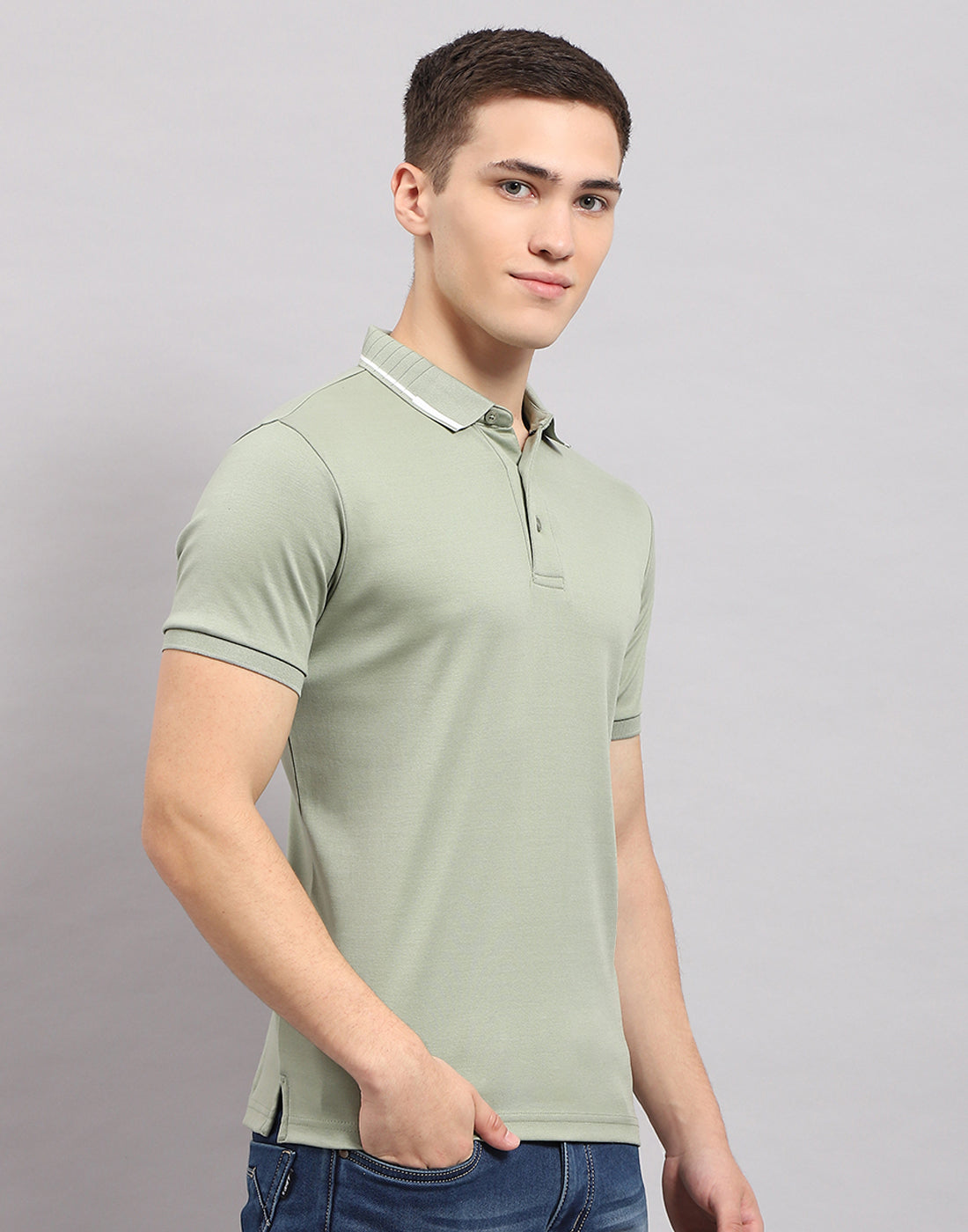 Men Olive Solid Polo Collar Half Sleeve T-Shirt