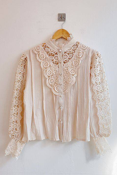 Elegant Patchwork Lace Hollowed Out Buckle Mandarin Collar Blouses(3 Colors)