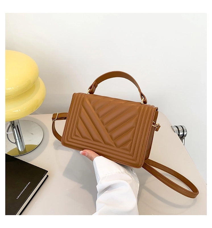 Women's Small All Seasons Pu Leather Classic Style Handbag
