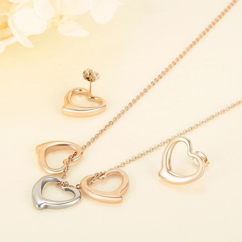 Titanium Steel 18K Gold Plated Fashion Heart