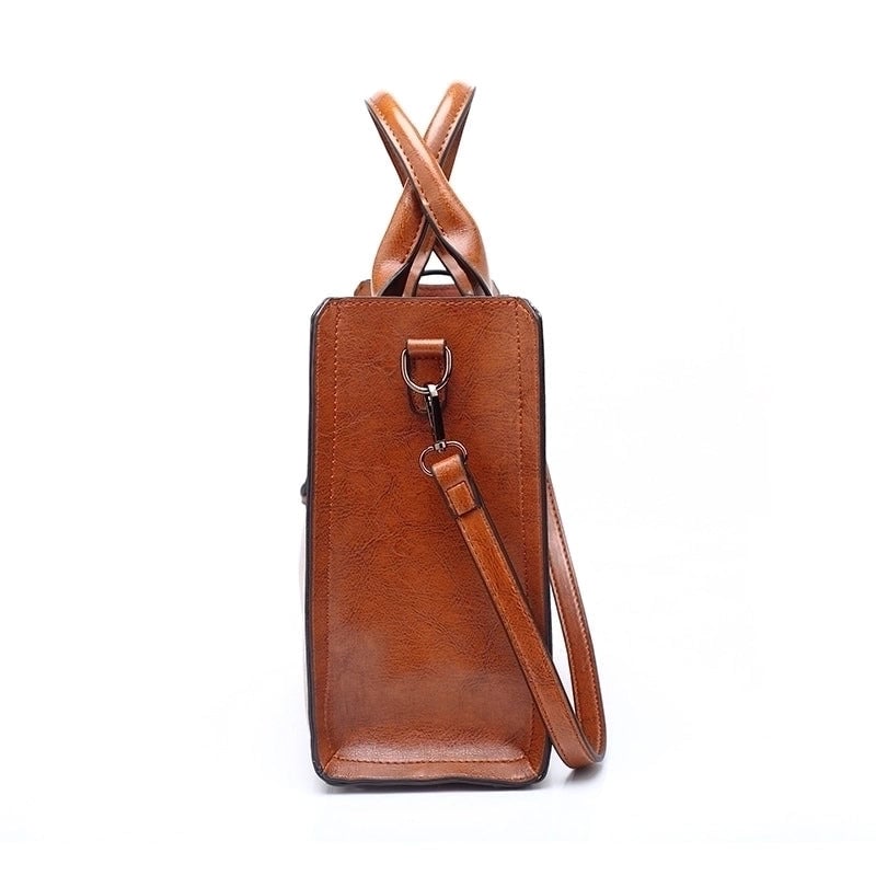 Women's Large All Seasons Pu Leather Solid Color Fashion Square Zipper Handbag