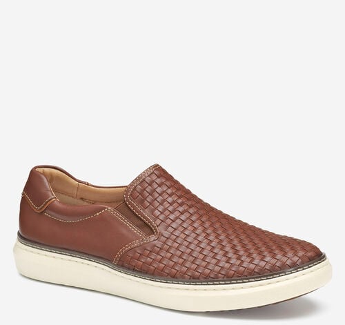Causal trendy shoe