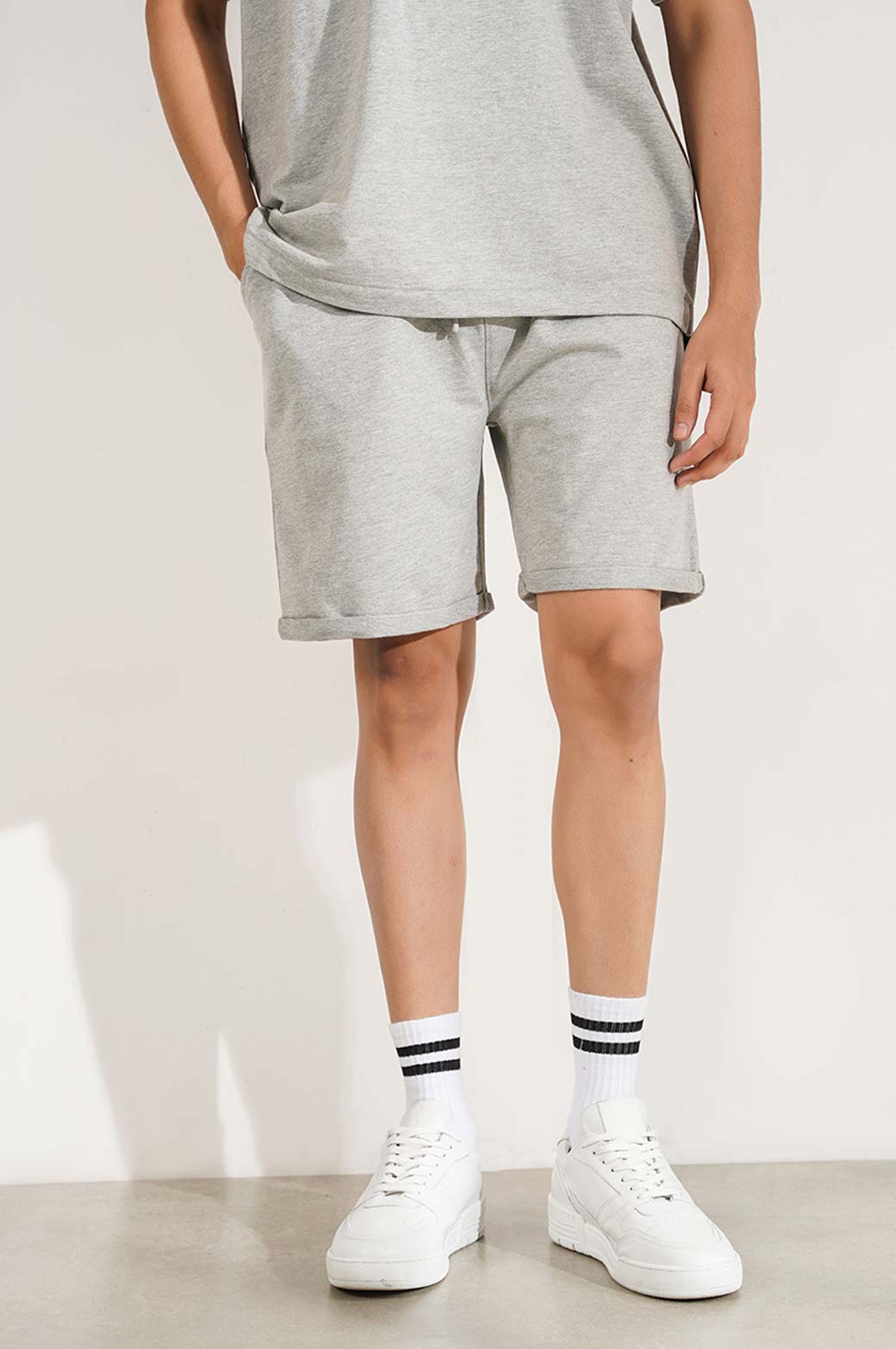 DRAWSTRING SHORTS