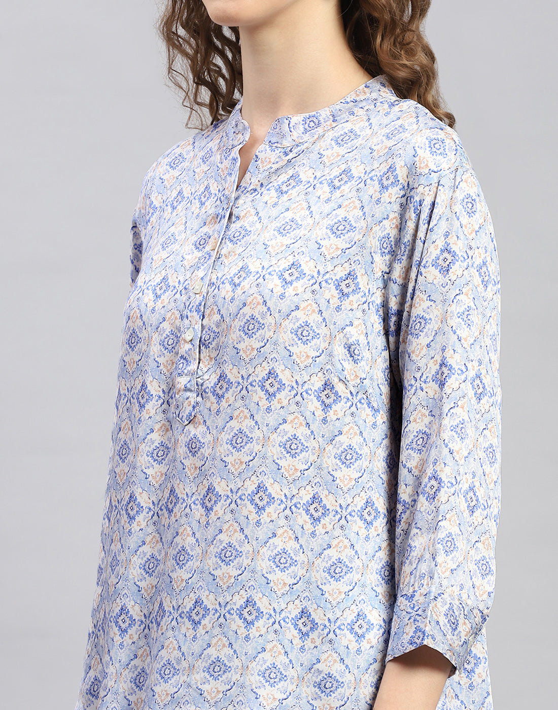 Women Sky Blue Printed  Mandarin Neck 3/4 Sleeve Top