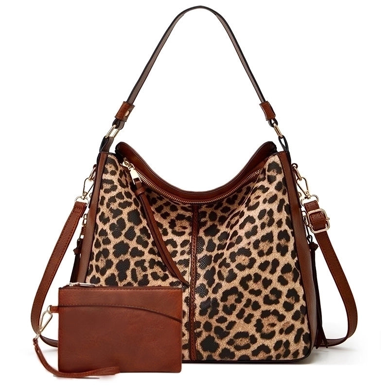 Women's All Seasons Pu Leather Leopard Streetwear Square Zipper Shoulder Bag