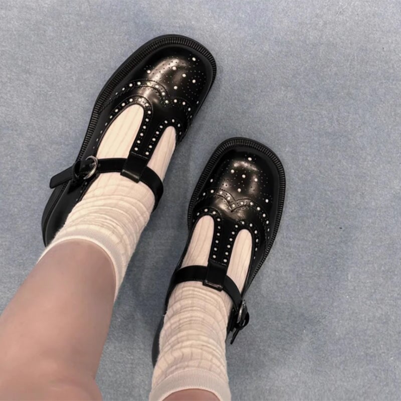 New Arrival Retro Brogue Carving Leather T Strap Mary Jane Shoes In Black