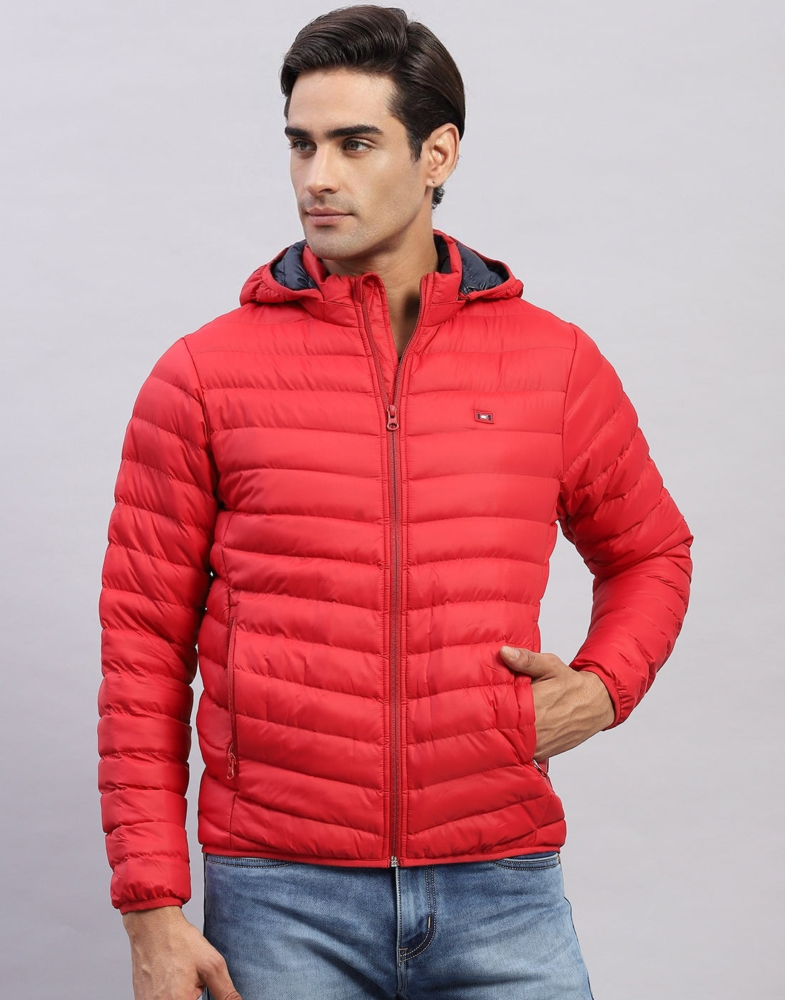 Men Red Solid Hooded Full Sleeve Jacket