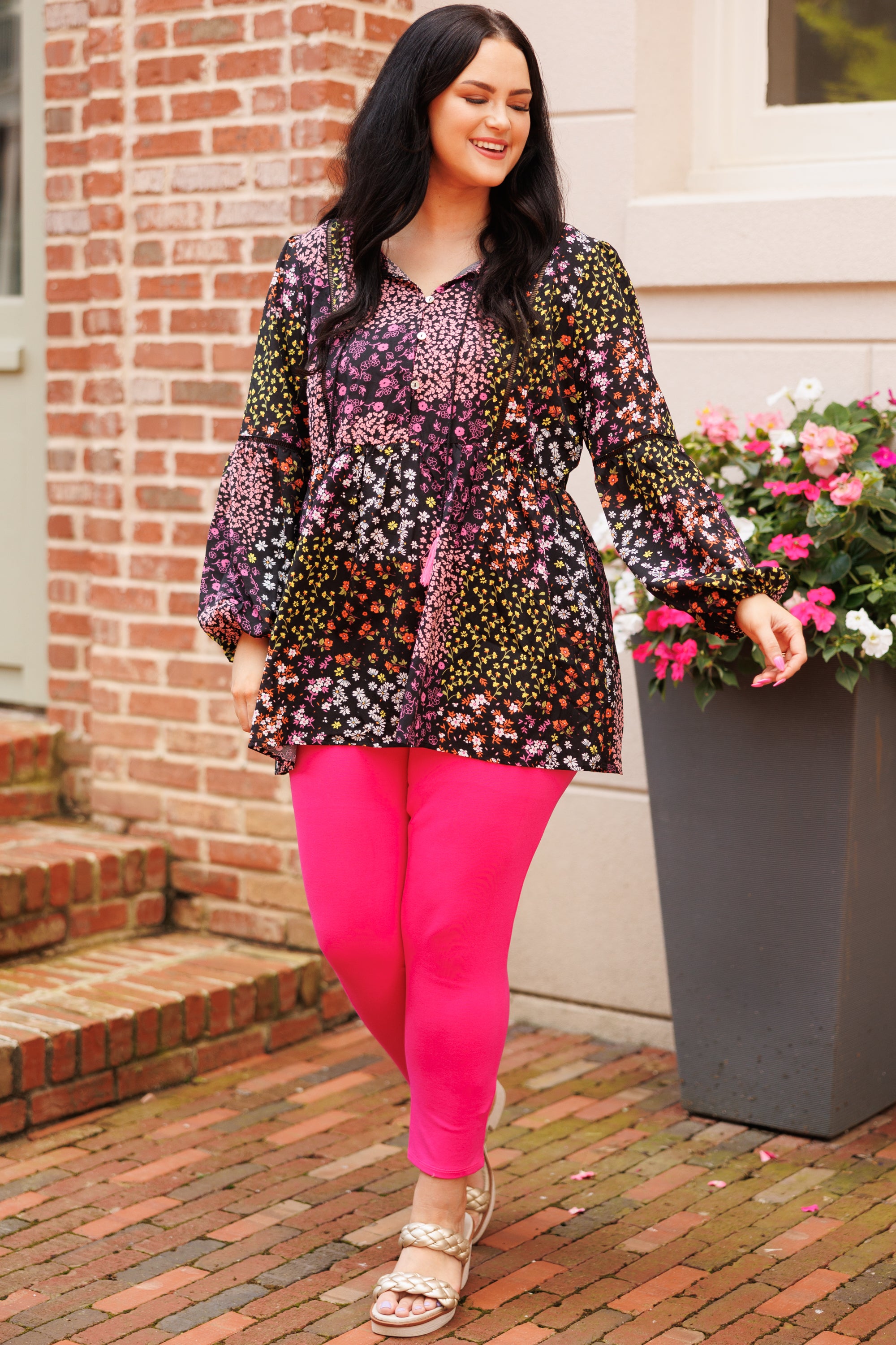 Dazzling Lights Top. Black