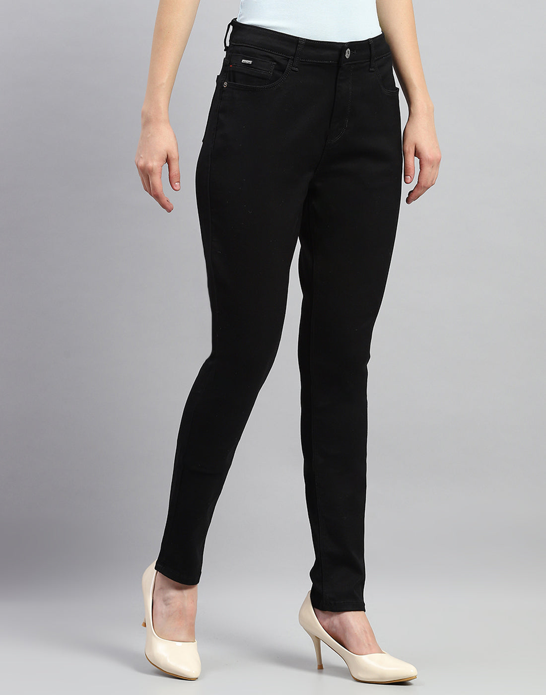 Women Black Solid Slim Fit Denim