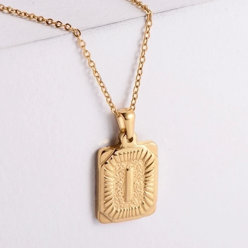 304 Stainless Steel 18K Gold Plated Minimalist Plating Letter No Inlaid Pendant Necklace