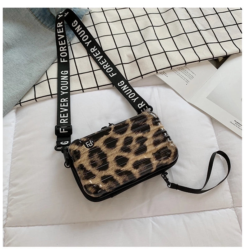 Women's Mini Pvc Solid Color Streetwear Square Zipper Crossbody Bag