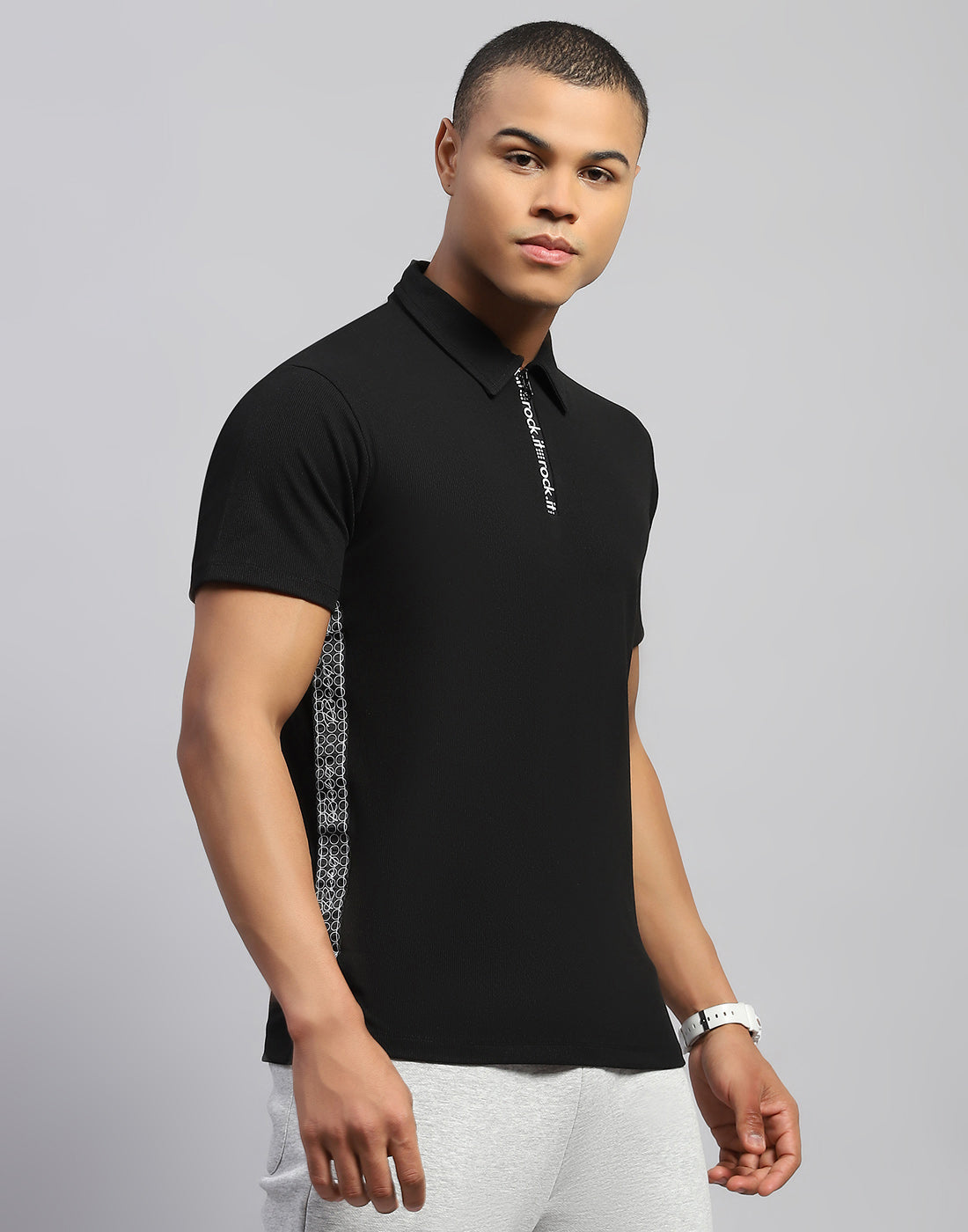 Men Black Solid Polo Collar Half Sleeve T-Shirt