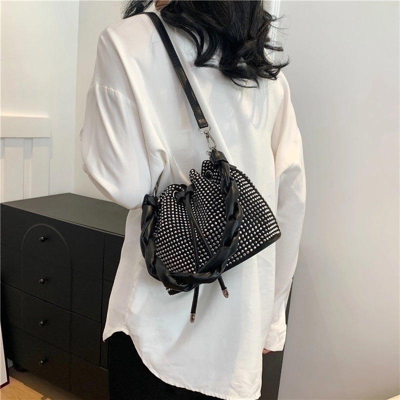 Women's Medium Pu Leather Solid Color Streetwear Rhinestone String Bucket Bag