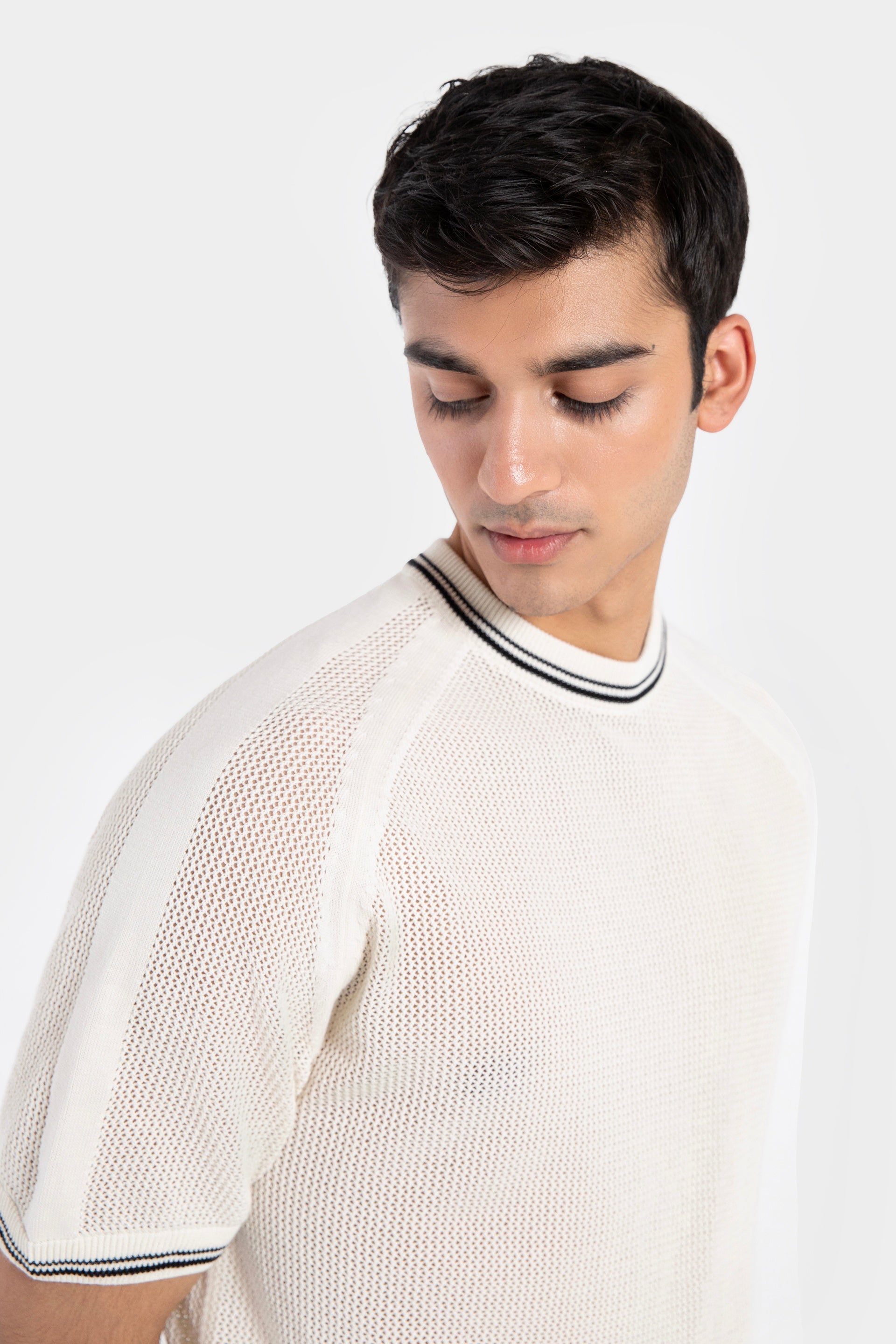 Textured Knitted T-Shirt with Contrast Pipping