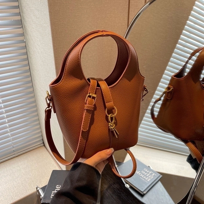 Women's Medium Pu Leather Solid Color Vintage Style Classic Style Bucket Zipper Bucket Bag
