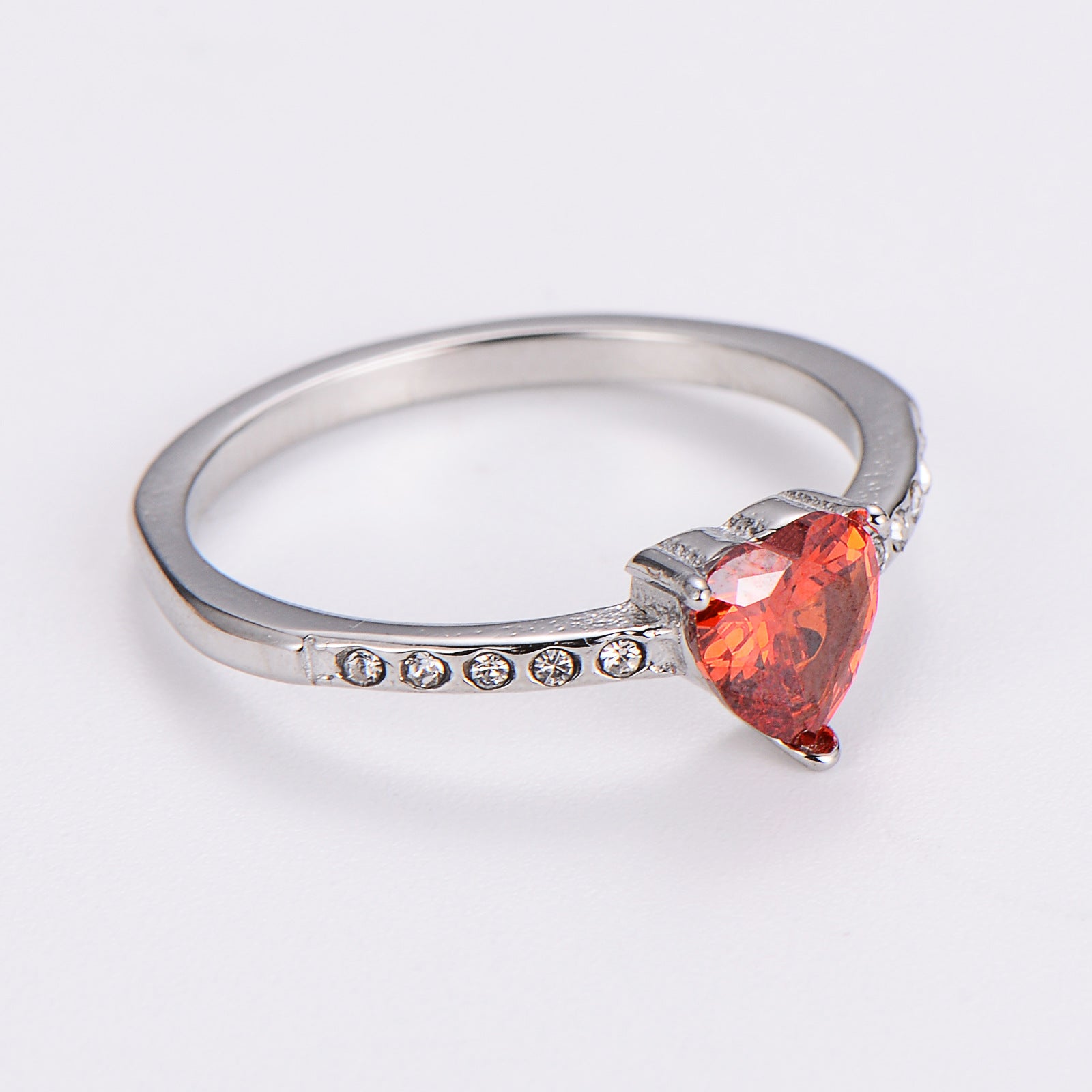 Aml Stainless Steel Inlaid Heart Zircon Colored Diamond Ring All-Match Ring