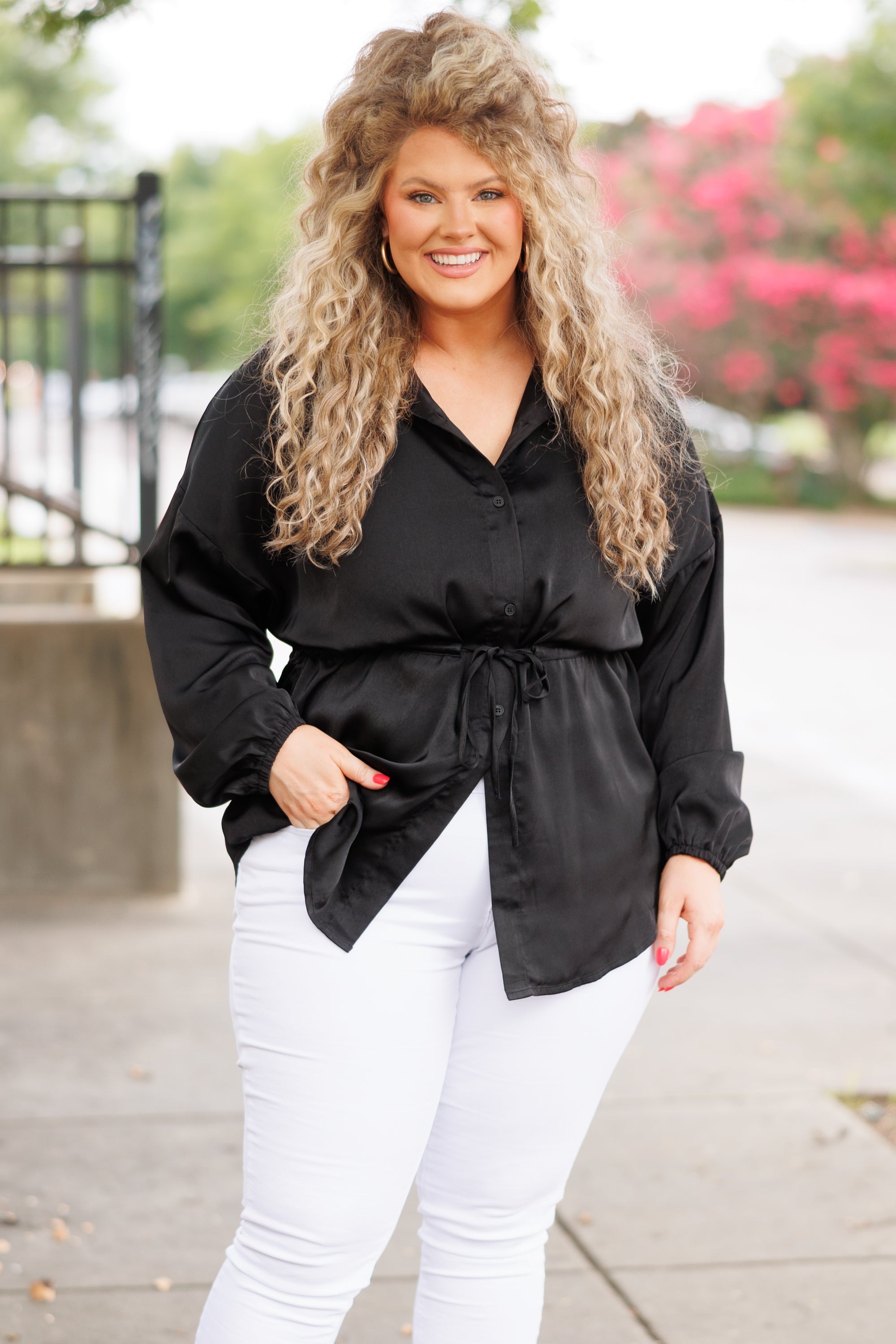 For The Weekend Blouse. Black