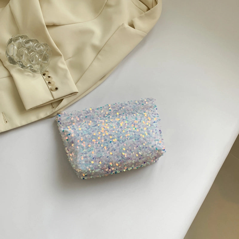 Women's Medium PVC Solid Color Streetwear Sewing Thread Square Zipper Clutch Bag