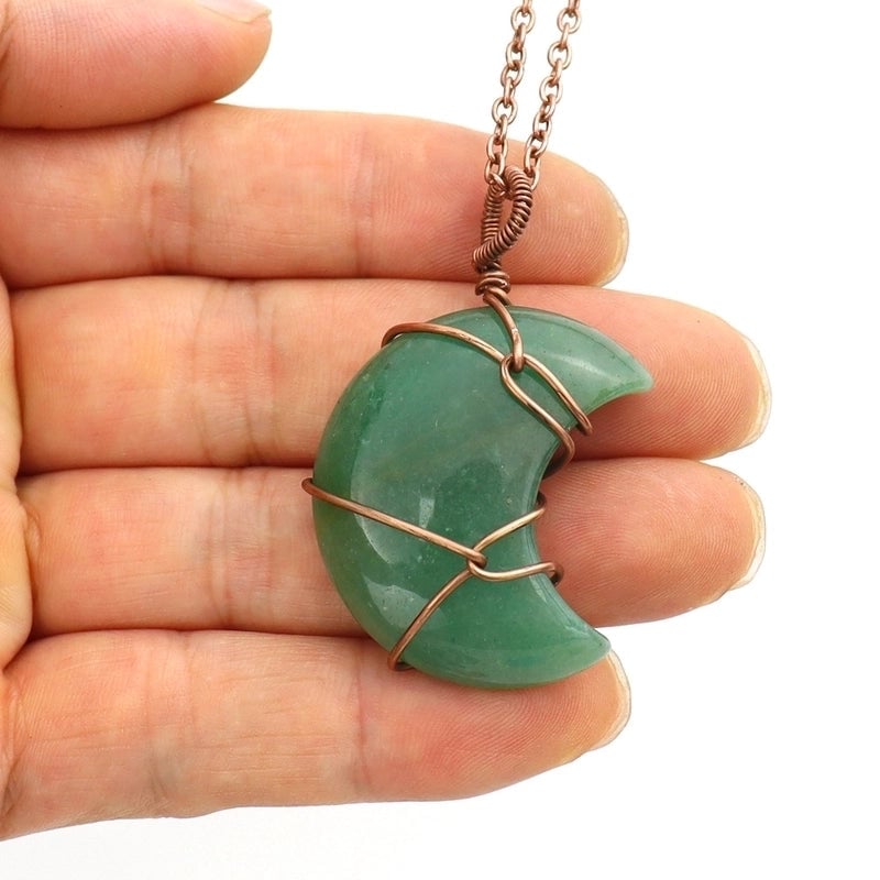 Ethnic Style Moon Natural Stone Handmade Pendant Necklace 1 Piece