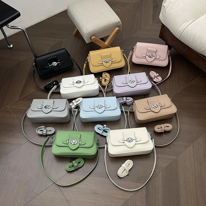 Women's Medium Pu Leather Solid Color Vintage Style Classic Style Square Magnetic Buckle Shoulder Bag