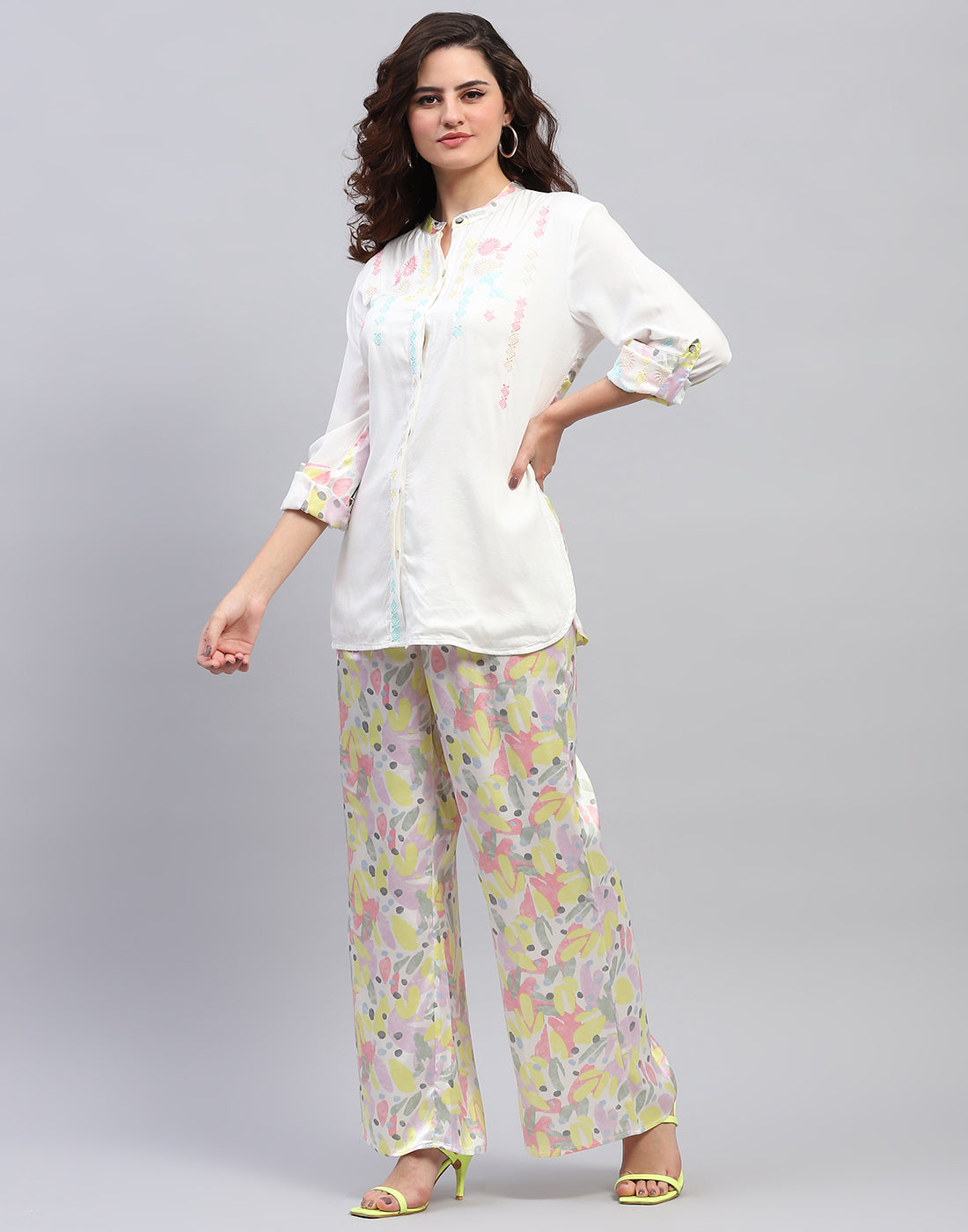 Women Off White Embroidered Front Open Full Sleeve Cords Set