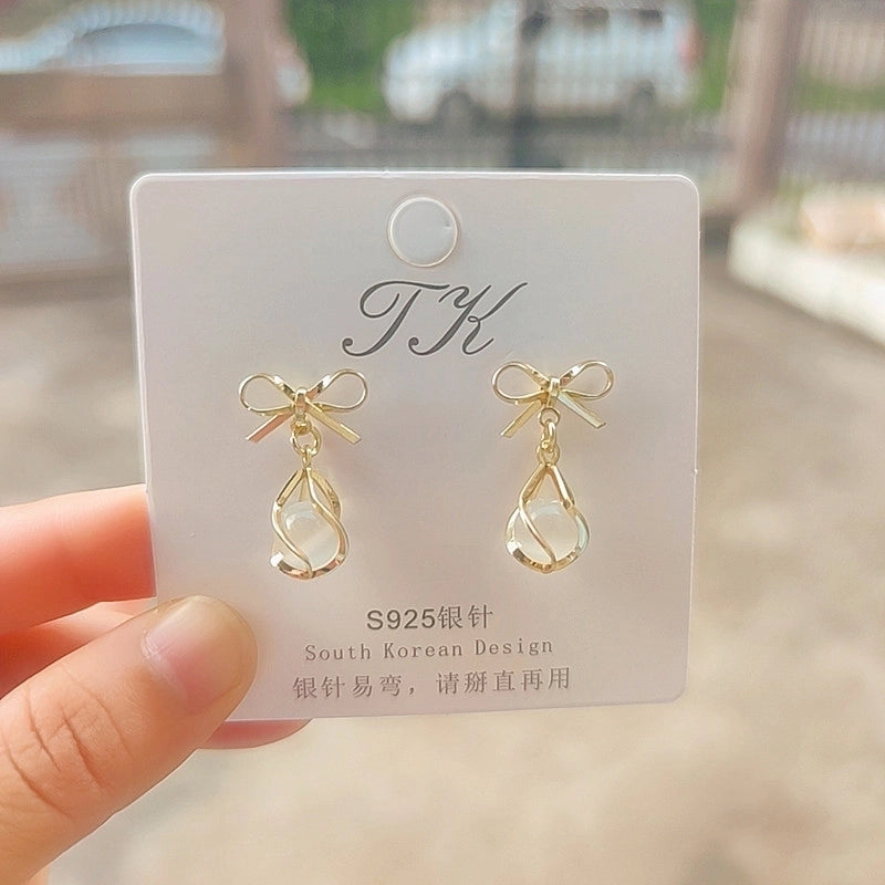 1 Pair Fashion Flower Butterfly Bow Knot Inlay Alloy Artificial Pearls Rhinestones Shell Earrings