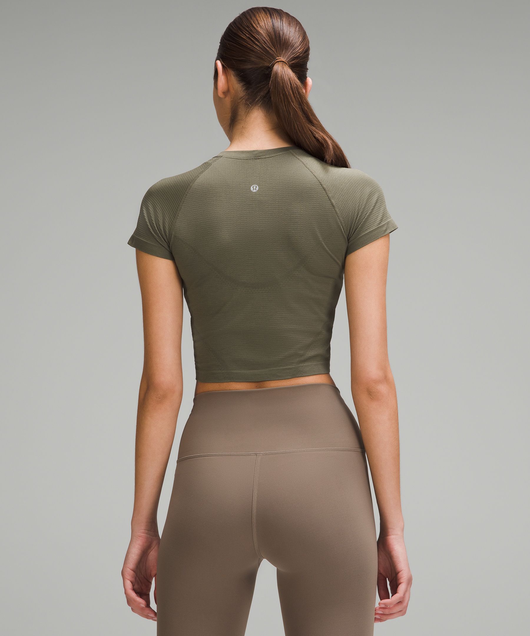 Swiftly Tech Cropped Short-Sleeve Shirt 2.0