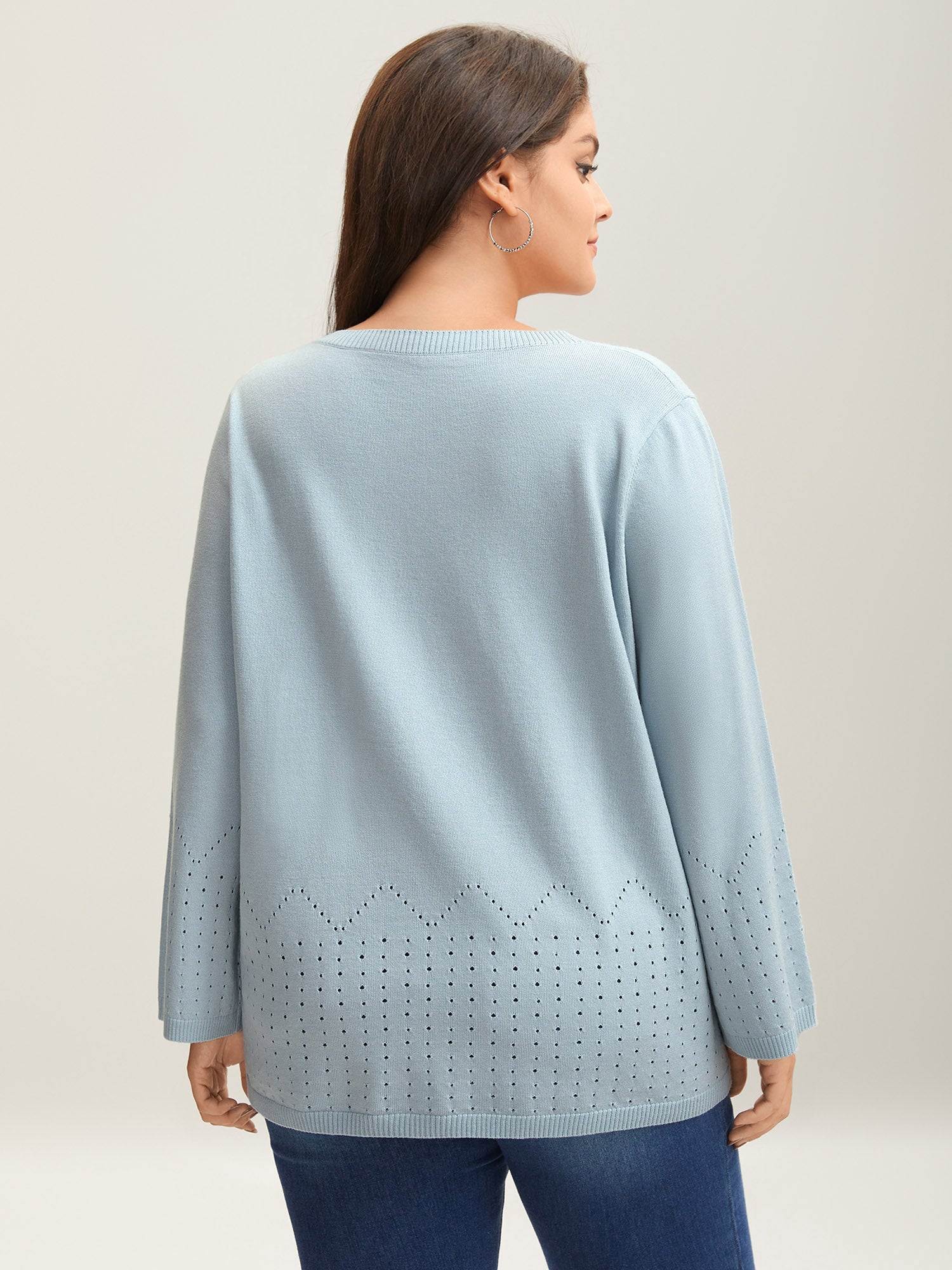 Lightweight Woolen Cut-Out Pullover