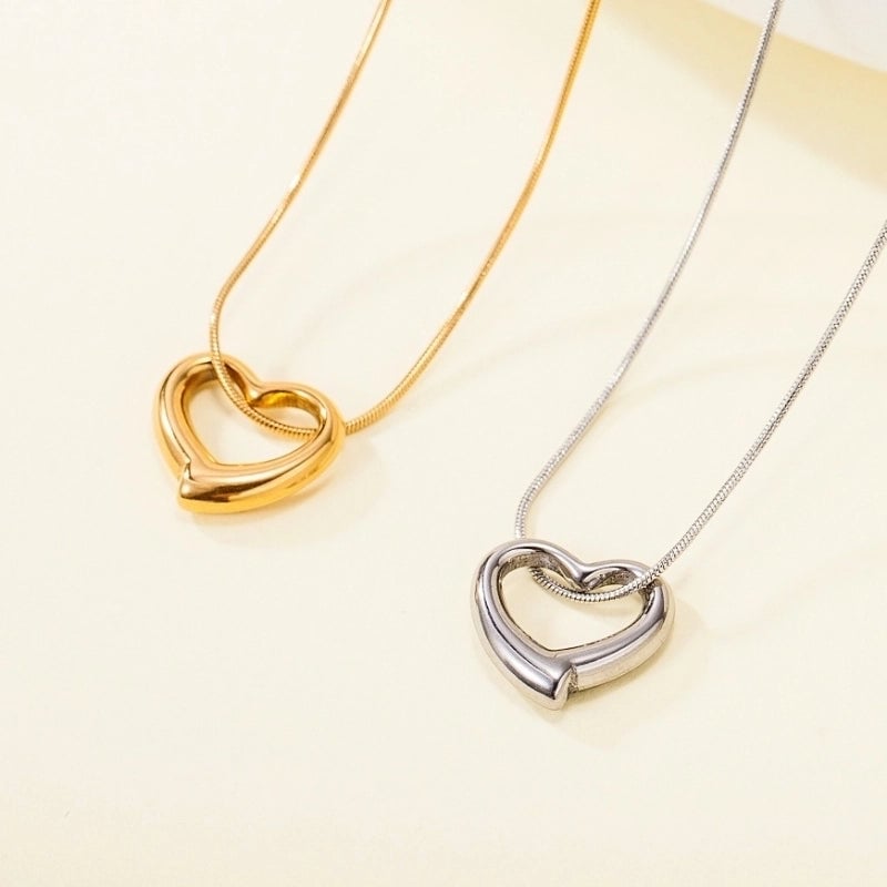Minimalist Heart Shape Titanium Steel Pendant Necklace