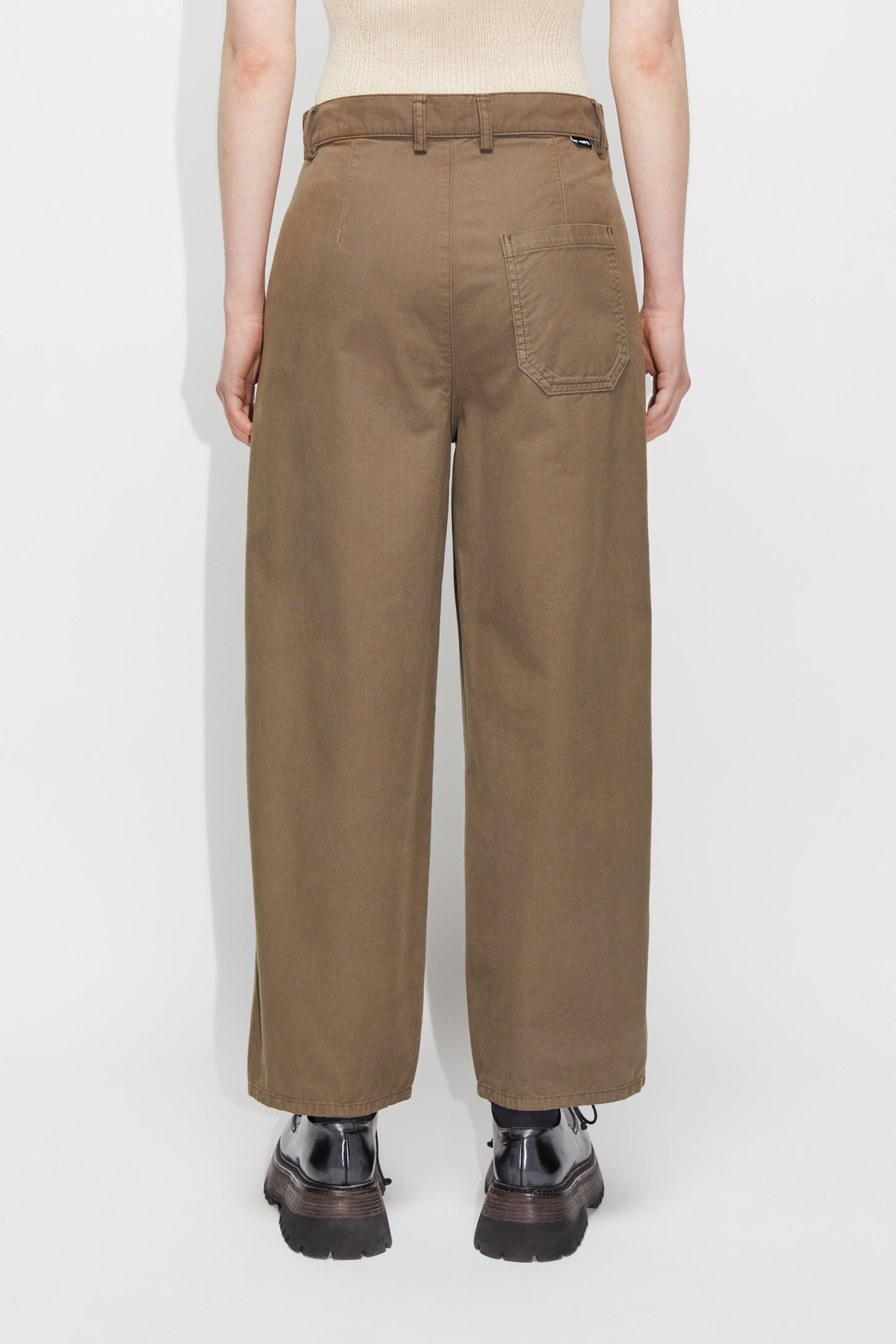 Barrel-leg Chinos