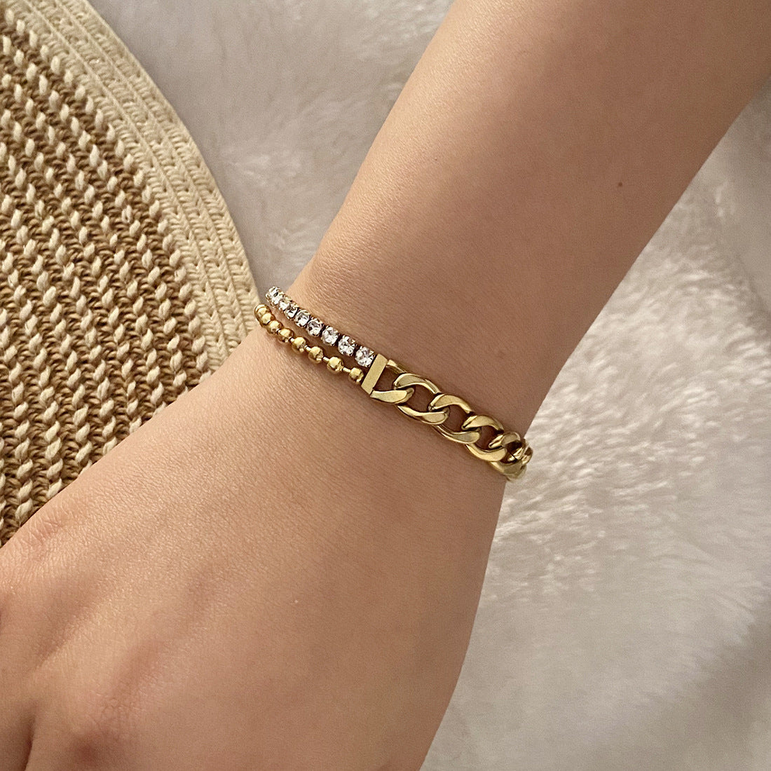 Women Expressive Geometric Stainless Steel Electroplating Bracelets