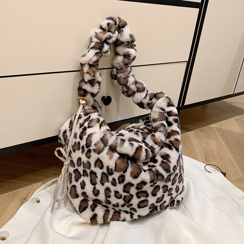 Spring And Summer New Leopard Print Fur Bag Female Fashion Shoulder Dumpling Bag Zebra Pattern Messenger Bag Plush Bag
