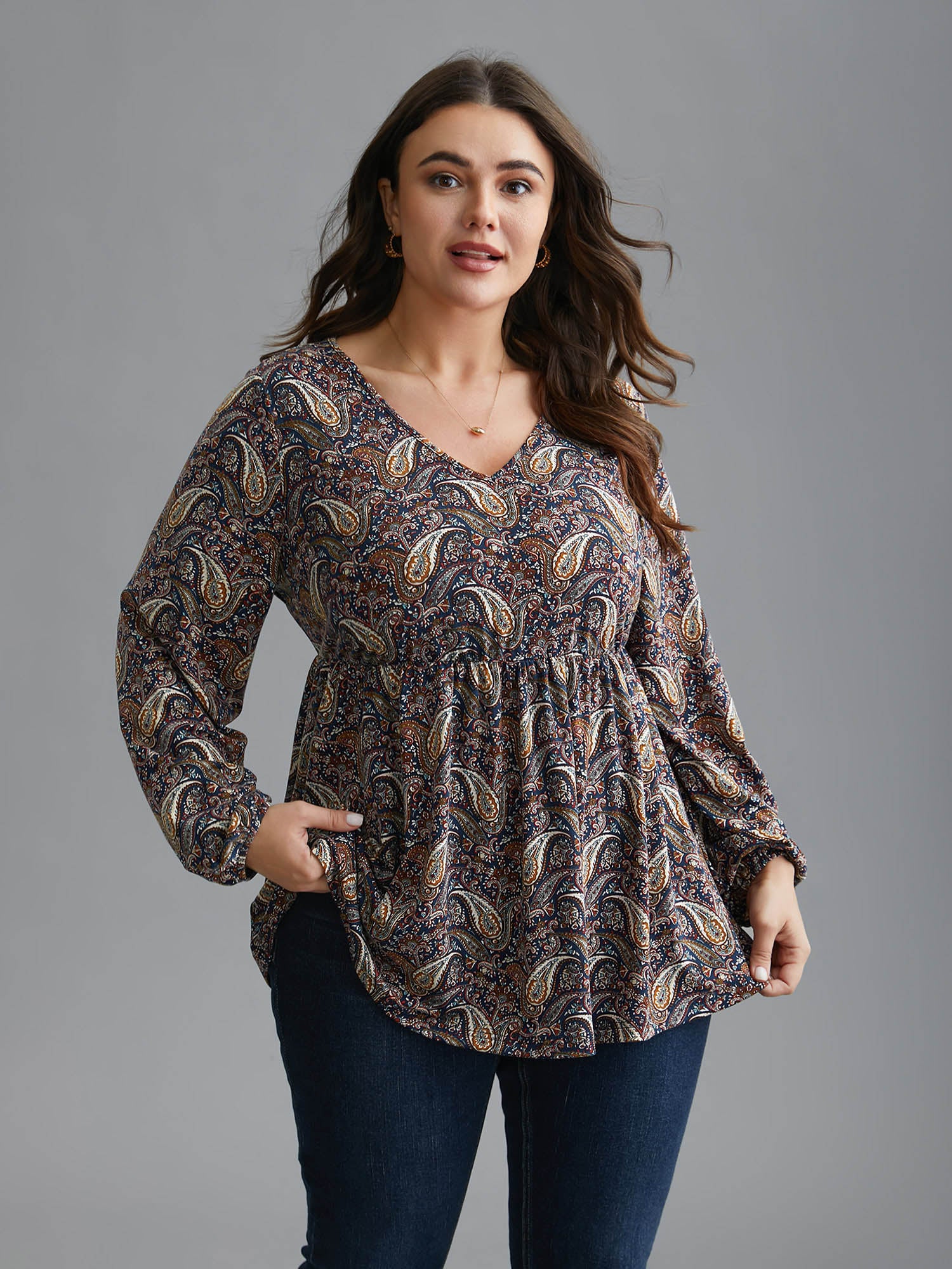 Perris Pattern V-Neck Waist-Cinching Knit Top