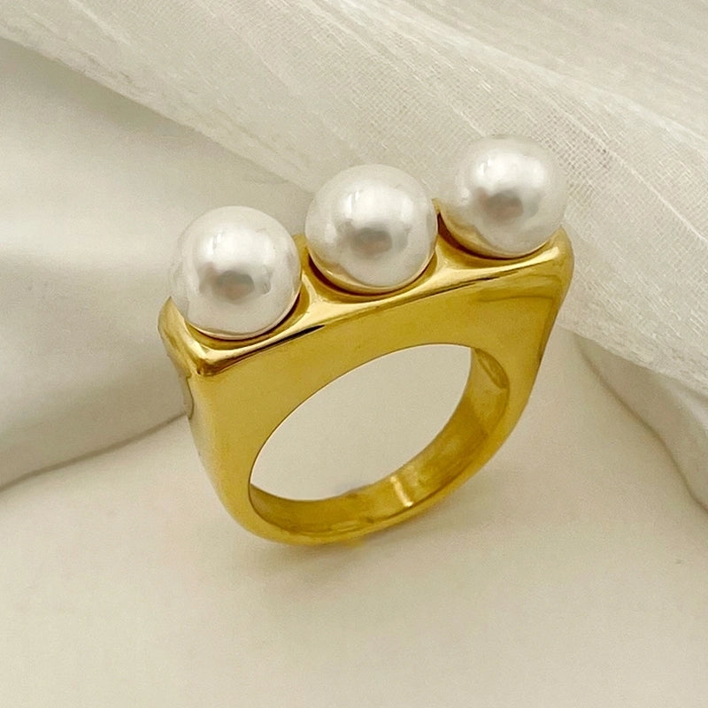 Elegant Baroque Style Modern Style Round Palm 304 Stainless Steel Pearl 14K Gold Plated Asymmetrical Inlay Rings